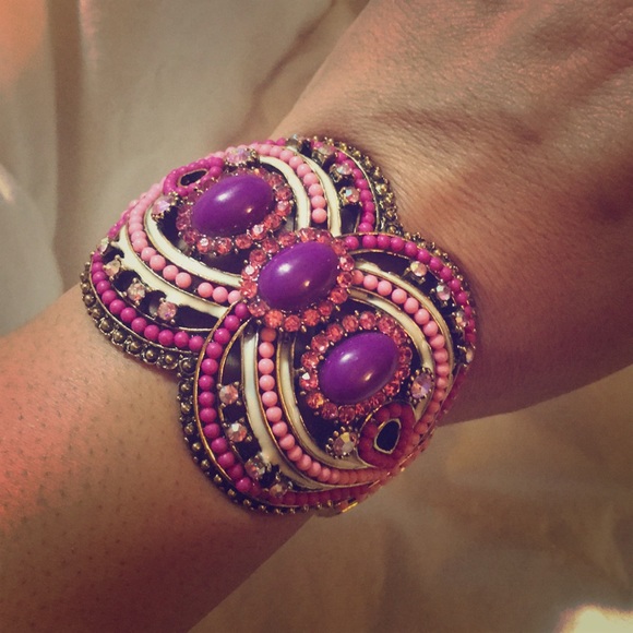 Beautiful purple stones bracelet - Picture 1 of 6